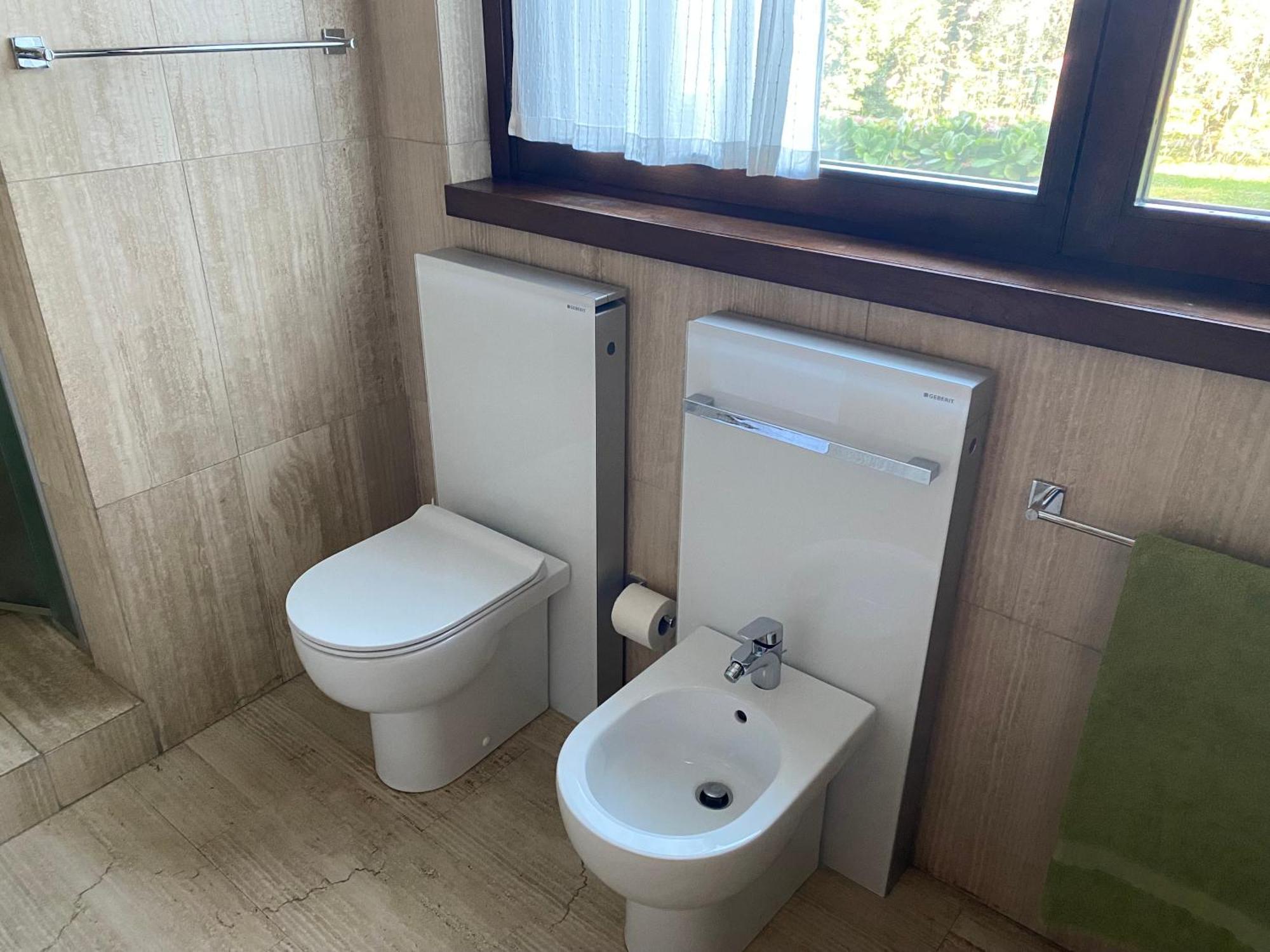Holiday Home Punta D'Oro With Garden, Parking Place And Lake Access At 300 M 이세오 외부 사진
